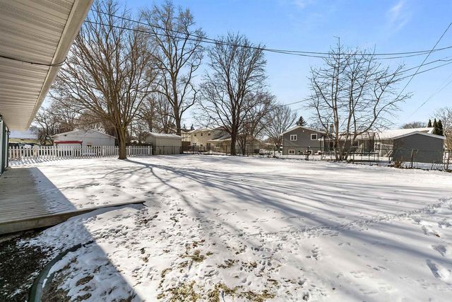 655 S PARK AVENUE, Neenah, WI 54956