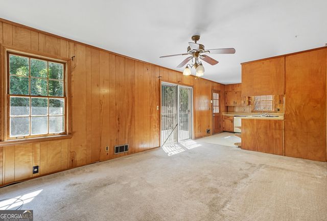 716 Lynn Valley Road SW, Atlanta, GA 30311