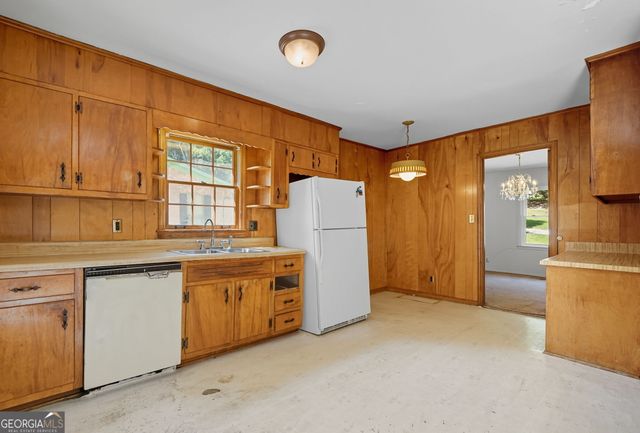 716 Lynn Valley Road SW, Atlanta, GA 30311