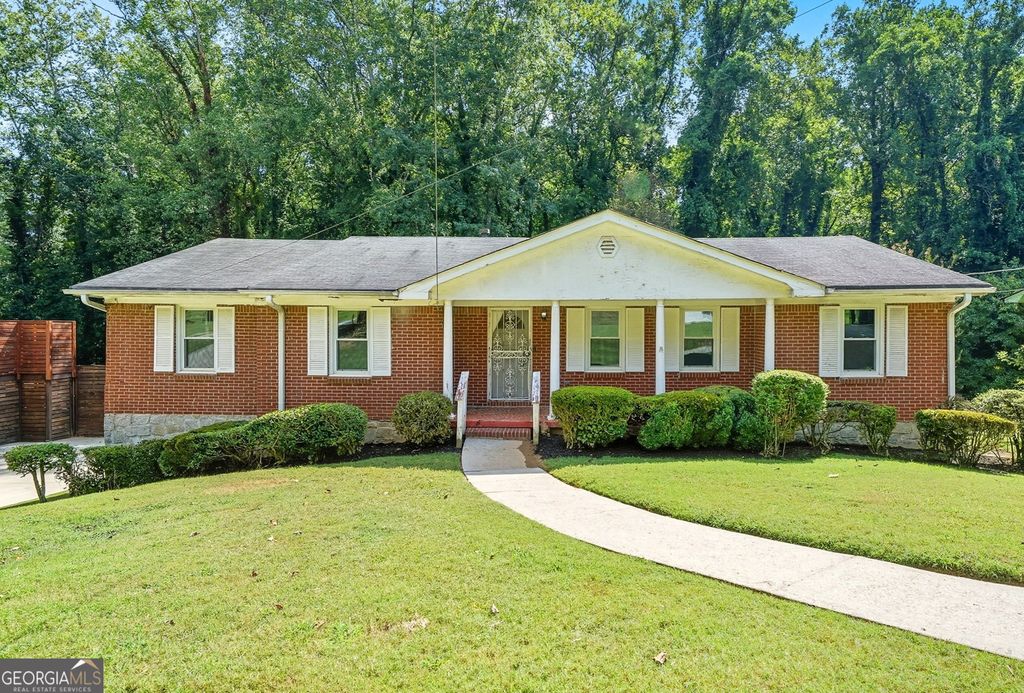 716 Lynn Valley Road SW, Atlanta, GA 30311