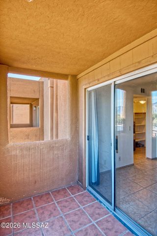 1810 E Blacklidge Dr Apt 219, Tucson, AZ 85719