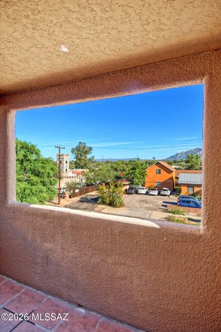 1810 E Blacklidge Dr Apt 219, Tucson, AZ 85719