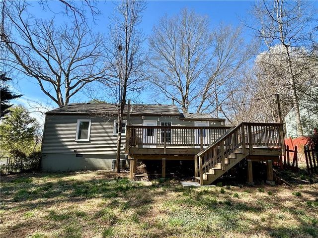 1995 Benson Avenue SE, Smyrna, GA 30080