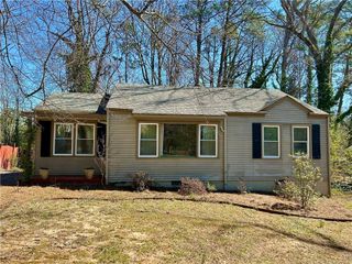 1995 Benson Avenue SE, Smyrna, GA 30080