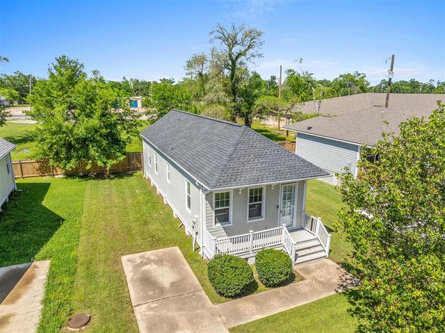2229 Phillips Court, Lake Charles, LA 70601