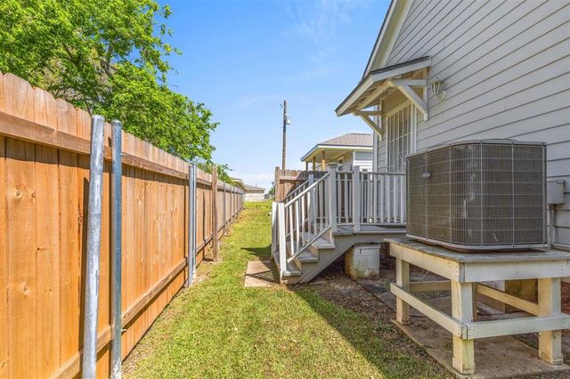 2229 Phillips Court, Lake Charles, LA 70601