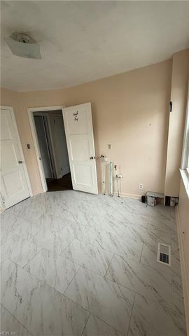 530 Sterling ST, Norfolk, VA 23505