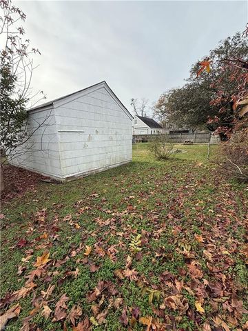 530 Sterling ST, Norfolk, VA 23505