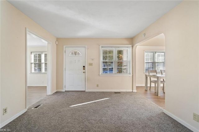 530 Sterling ST, Norfolk, VA 23505