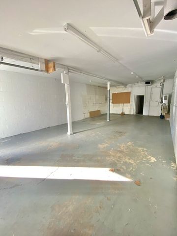 7545 W Addison Street, Chicago, IL 60634