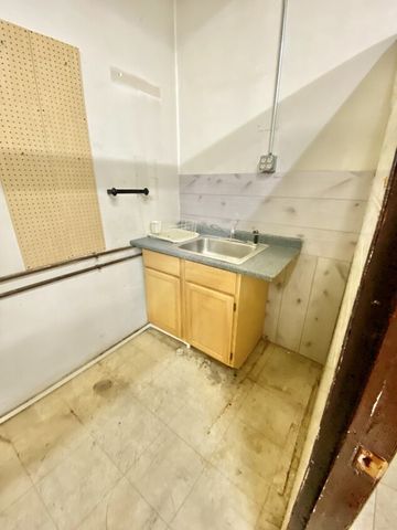 7545 W Addison Street, Chicago, IL 60634