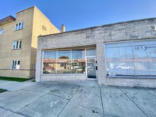 7545 W Addison Street, Chicago, IL 60634