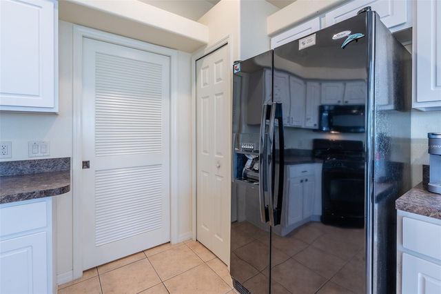 15803 SW 11TH COURT ROAD, Ocala, FL 34473