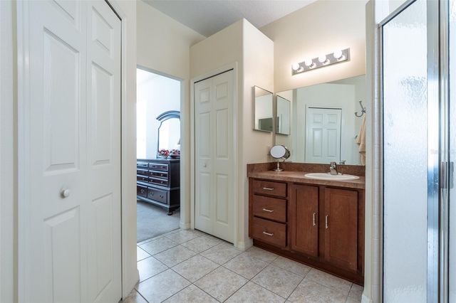 15803 SW 11TH COURT ROAD, Ocala, FL 34473