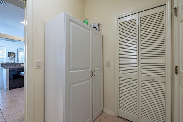 15803 SW 11TH COURT ROAD, Ocala, FL 34473
