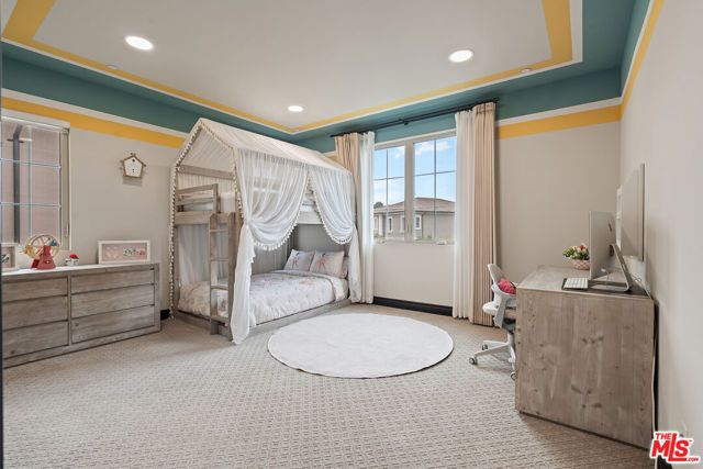 55 Suede, Irvine, CA 92602