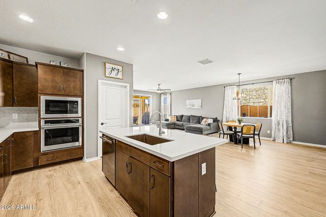 7835 E QUARTET Avenue, Mesa, AZ 85212