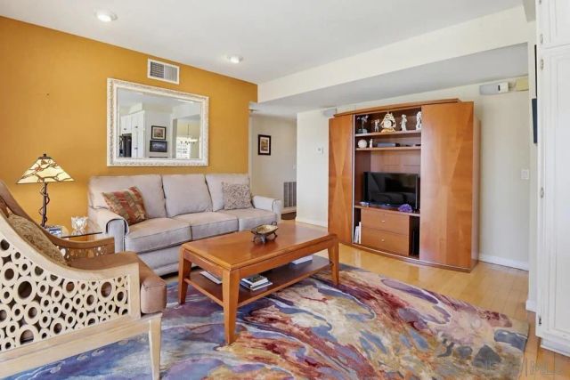 11623 Via Jacquelina, El Cajon, CA 92019