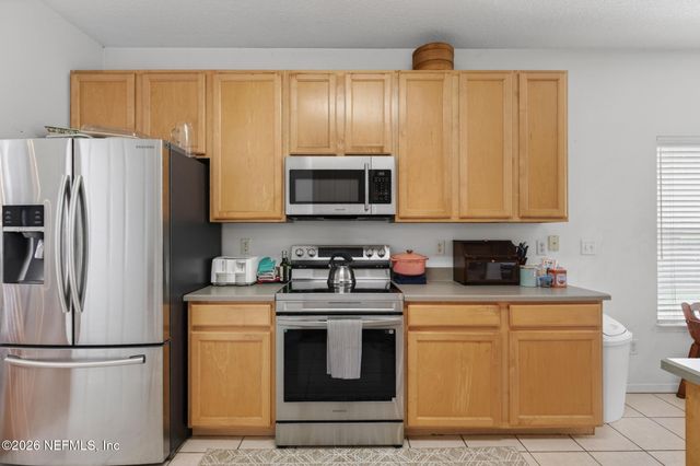 1844 CHATHAM VILLAGE Drive, Orange Park, FL 32003