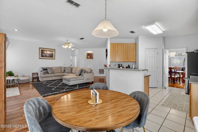 1844 CHATHAM VILLAGE Drive, Orange Park, FL 32003