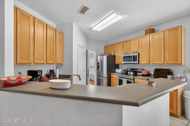 1844 CHATHAM VILLAGE Drive, Orange Park, FL 32003