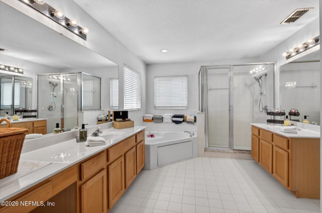 1844 CHATHAM VILLAGE Drive, Orange Park, FL 32003