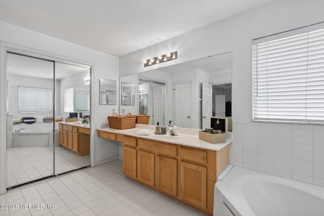1844 CHATHAM VILLAGE Drive, Orange Park, FL 32003