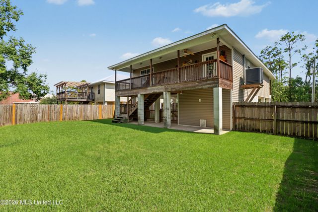 131 Northwood Drive, Pass Christian, MS 39571