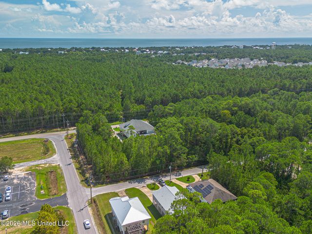 131 Northwood Drive, Pass Christian, MS 39571