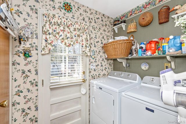 260 Washington Avenue, Saint James, NY 11780
