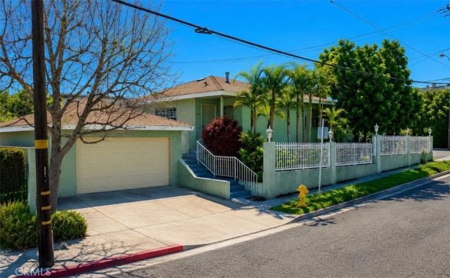 910 N Alma, Los Angeles, CA 90063