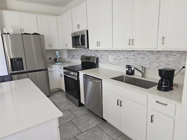 3166 LAURENT LOOP, Davenport, FL 33837