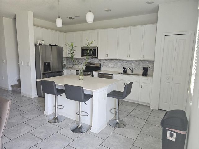 3166 LAURENT LOOP, Davenport, FL 33837