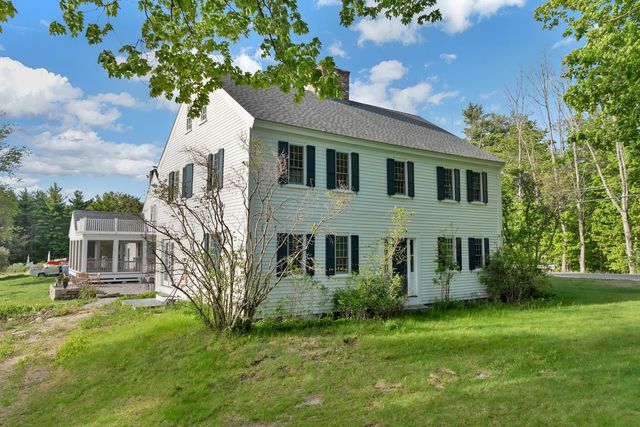 580 Pine Hill Road, Wolfeboro, NH 03894