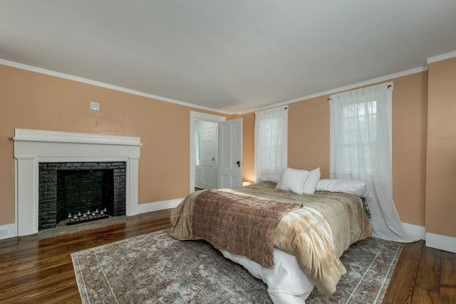 580 Pine Hill Road, Wolfeboro, NH 03894