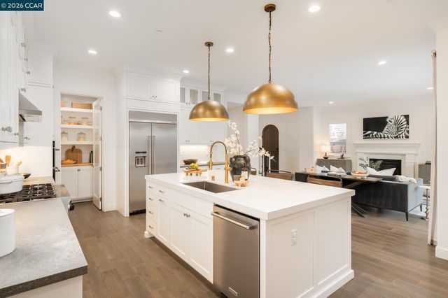 1150 Trumpet Vine Ln, San Ramon, CA 94582