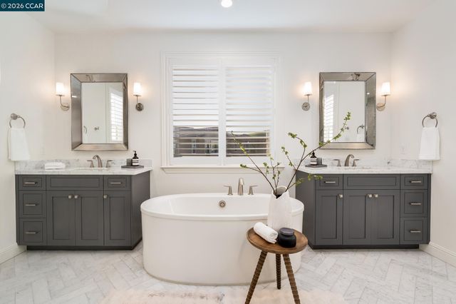 1150 Trumpet Vine Ln, San Ramon, CA 94582