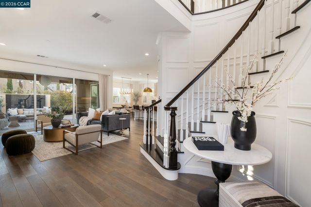 1150 Trumpet Vine Ln, San Ramon, CA 94582