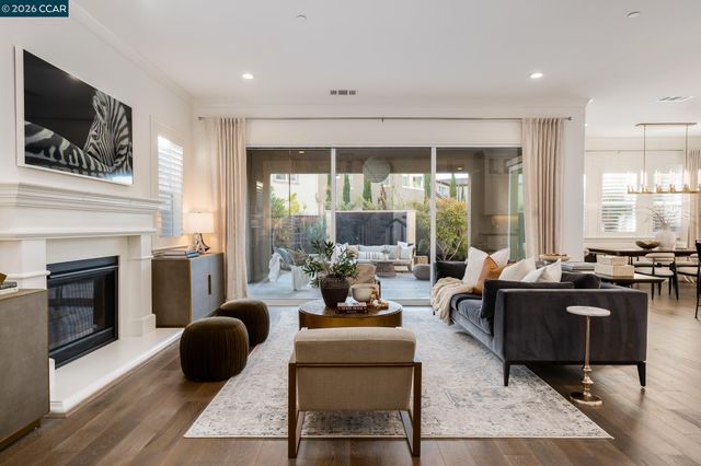 1150 Trumpet Vine Ln, San Ramon, CA 94582