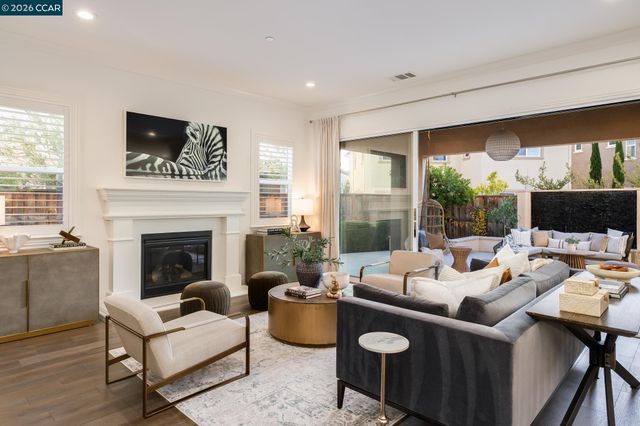 1150 Trumpet Vine Ln, San Ramon, CA 94582