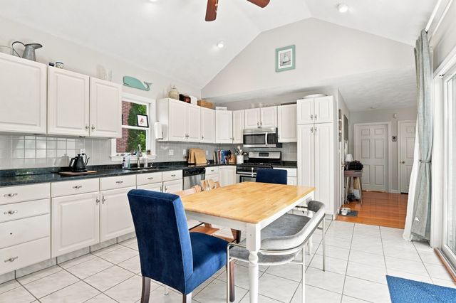 19 Forest Avenue, Natick, MA 01760