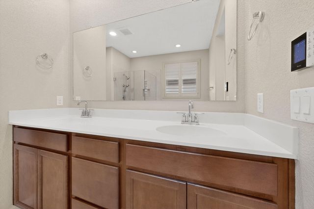 3062 W Turquesa Loop SE, Rio Rancho, NM 87124