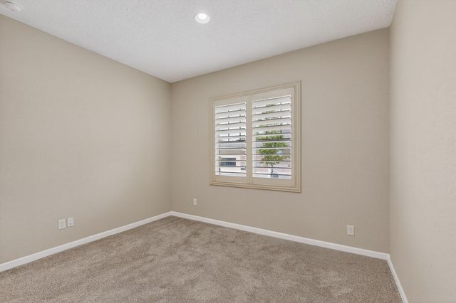 3062 W Turquesa Loop SE, Rio Rancho, NM 87124
