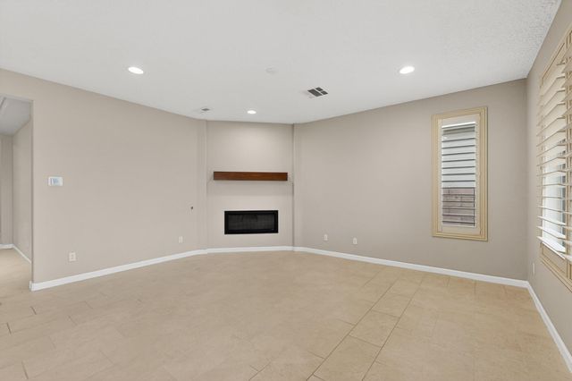 3062 W Turquesa Loop SE, Rio Rancho, NM 87124