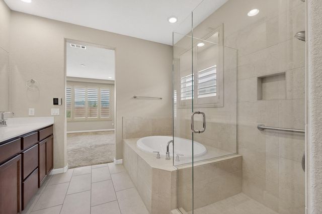 3062 W Turquesa Loop SE, Rio Rancho, NM 87124
