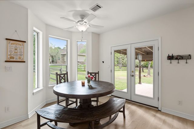 421 Trace Way Drive, Montgomery, TX 77316