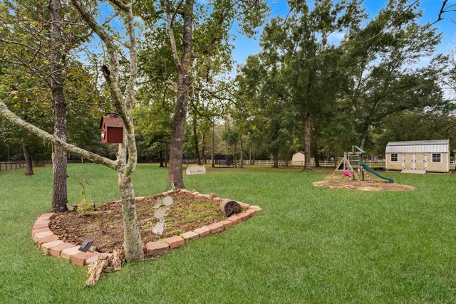 421 Trace Way Drive, Montgomery, TX 77316