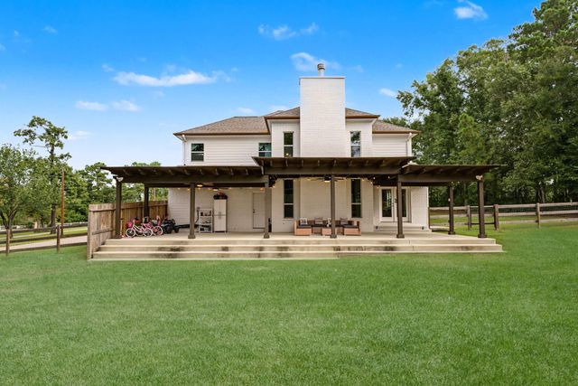 421 Trace Way Drive, Montgomery, TX 77316