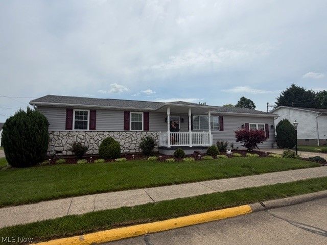 601 Mckenna Drive, Williamstown, WV 26187