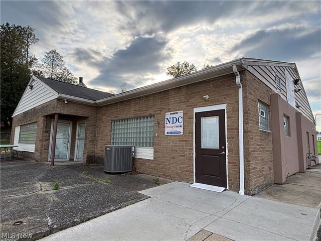 3819 W Main Street, New Waterford, OH 44445